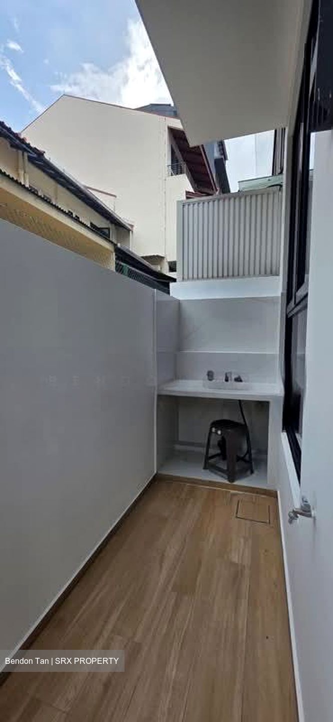 Eng Aun Park (D11), Terrace #602181461